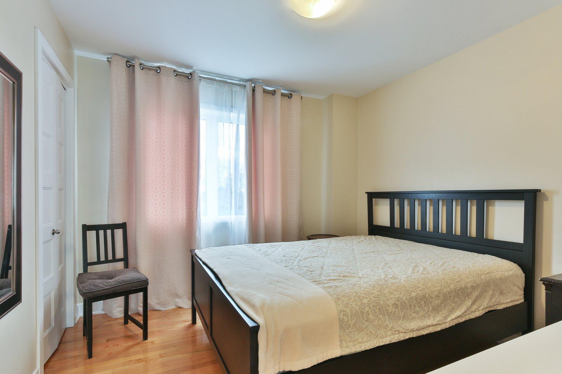 









101


Rue Principale

,
Saint-Mathieu,




QC
J0L2H0


