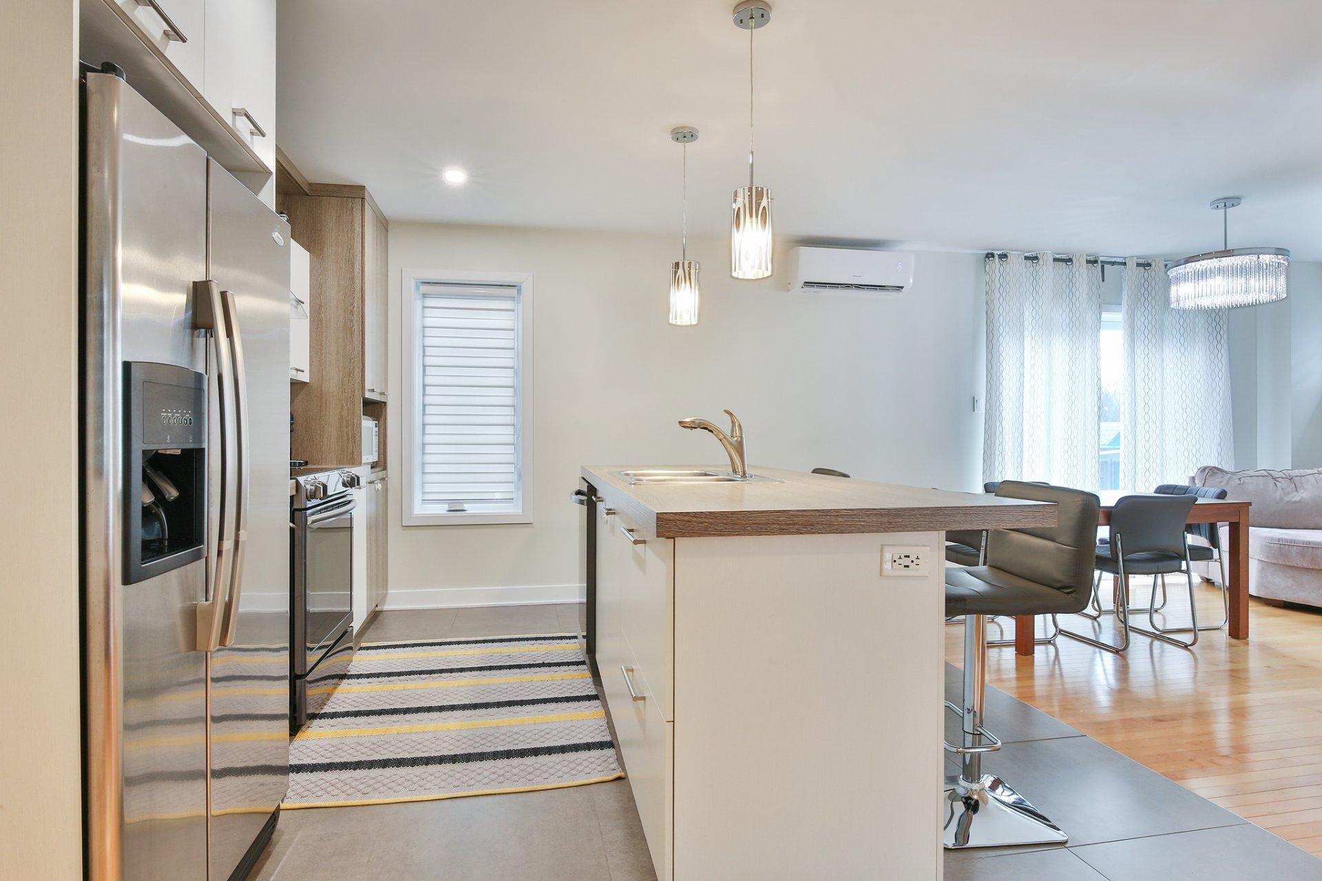 









101


Rue Principale

,
Saint-Mathieu,




QC
J0L2H0

