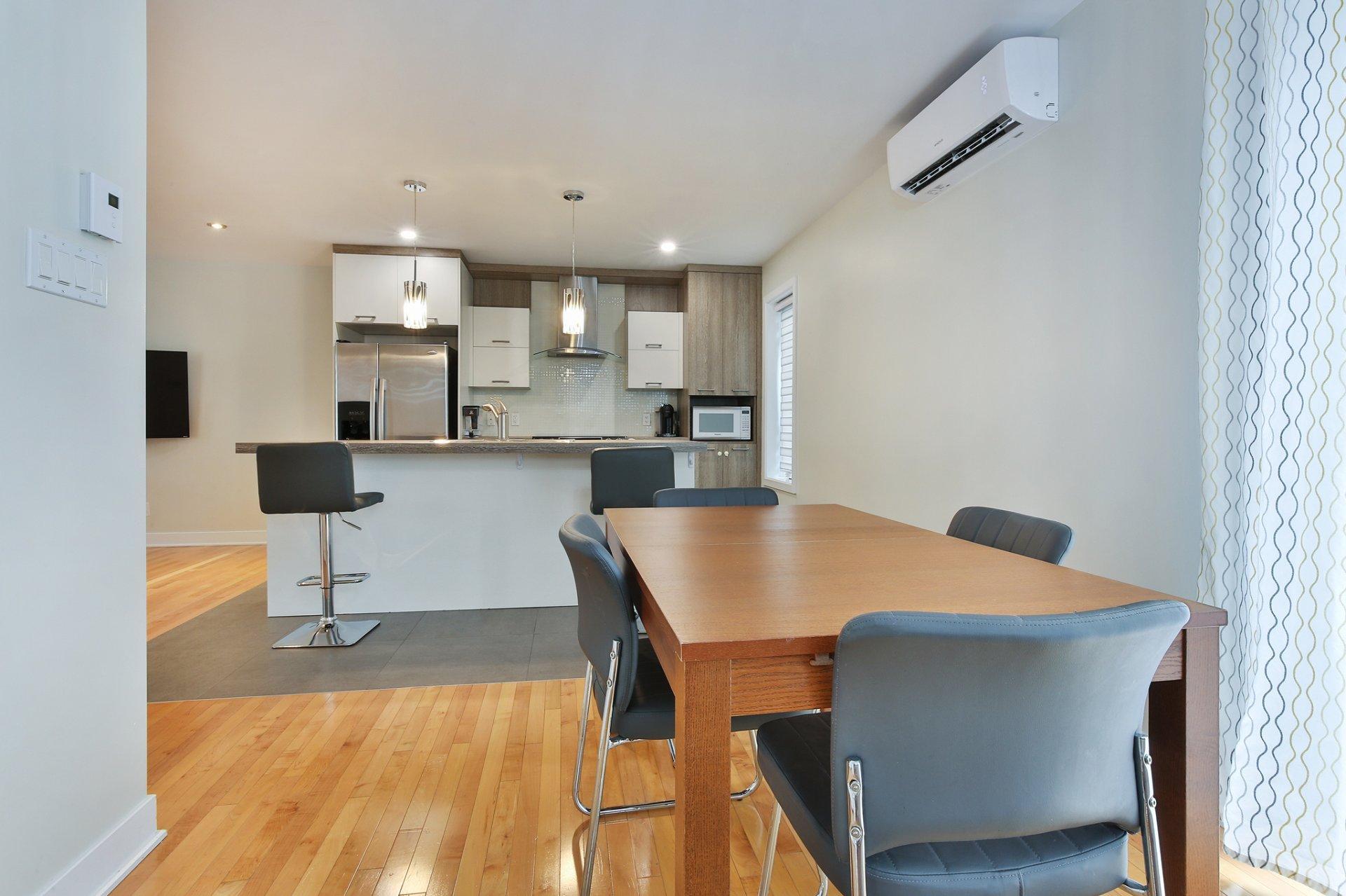 









101


Rue Principale

,
Saint-Mathieu,




QC
J0L2H0

