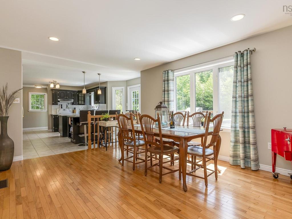 












36 George Samuel Drive

,
Hammonds Plains,




NS
B4B 1L9

