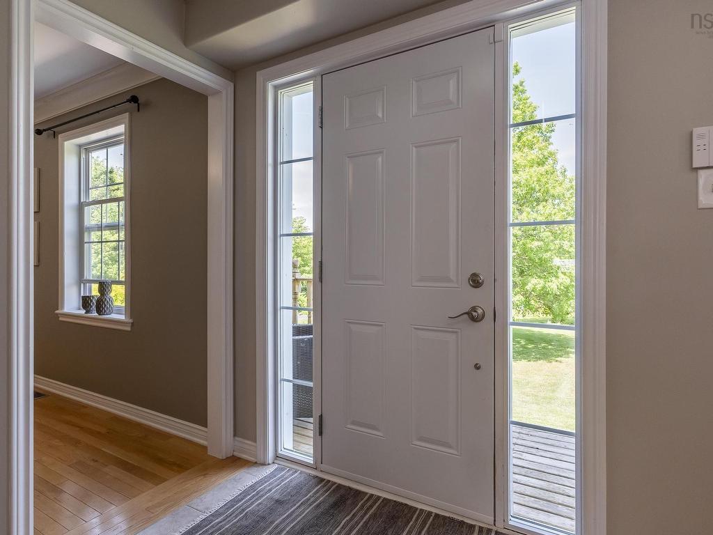 












36 George Samuel Drive

,
Hammonds Plains,




NS
B4B 1L9


