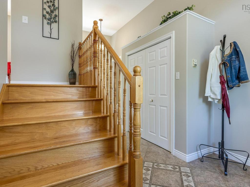 












36 George Samuel Drive

,
Hammonds Plains,




NS
B4B 1L9

