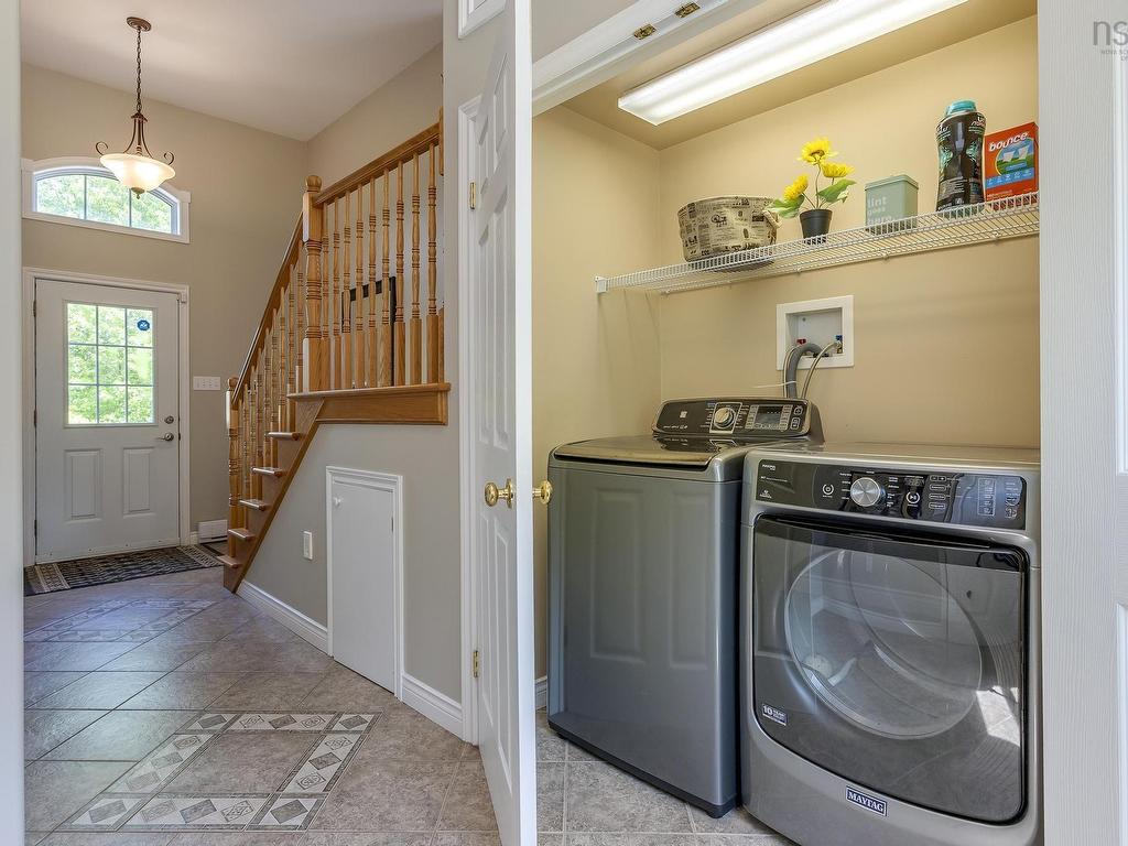 












36 George Samuel Drive

,
Hammonds Plains,




NS
B4B 1L9

