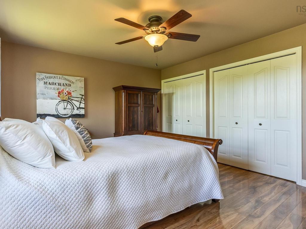 












36 George Samuel Drive

,
Hammonds Plains,




NS
B4B 1L9


