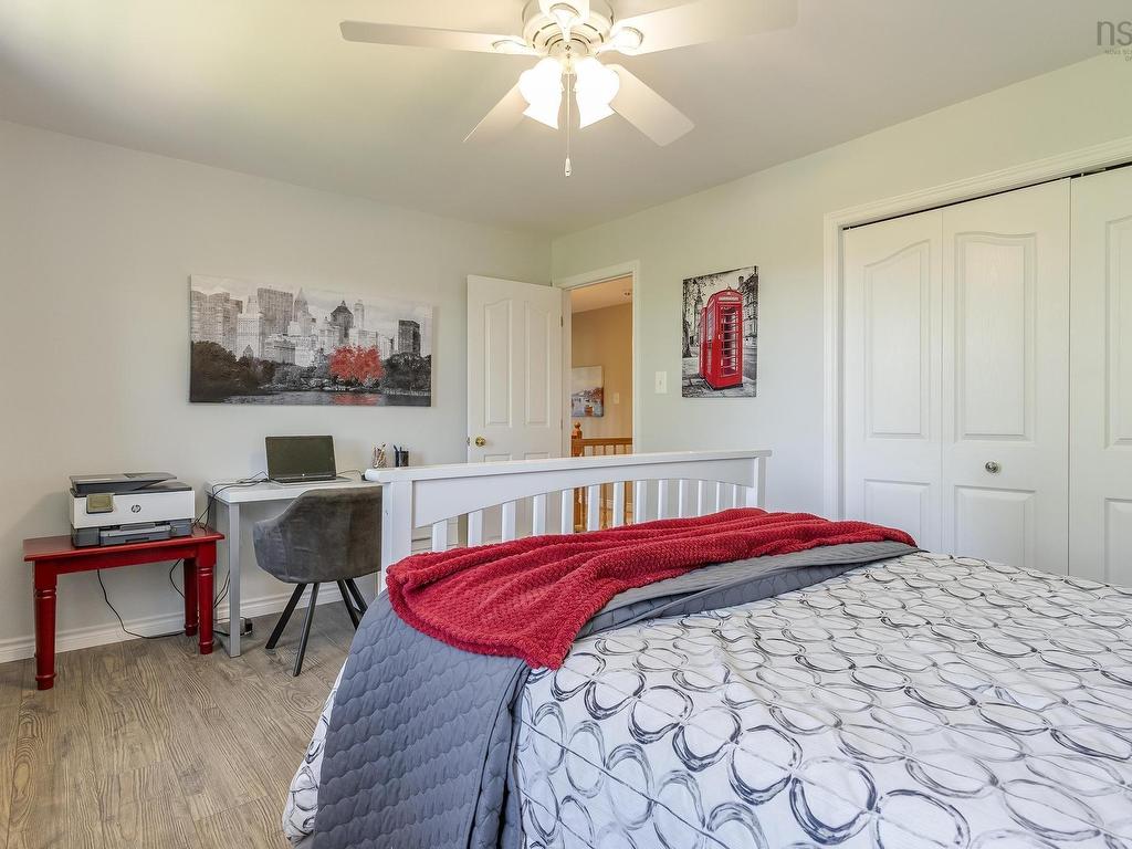 












36 George Samuel Drive

,
Hammonds Plains,




NS
B4B 1L9

