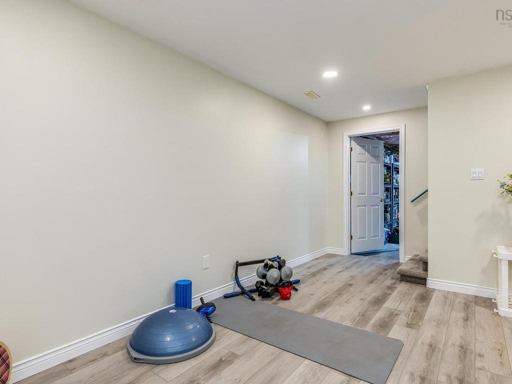 












36 George Samuel Drive

,
Hammonds Plains,




NS
B4B 1L9

