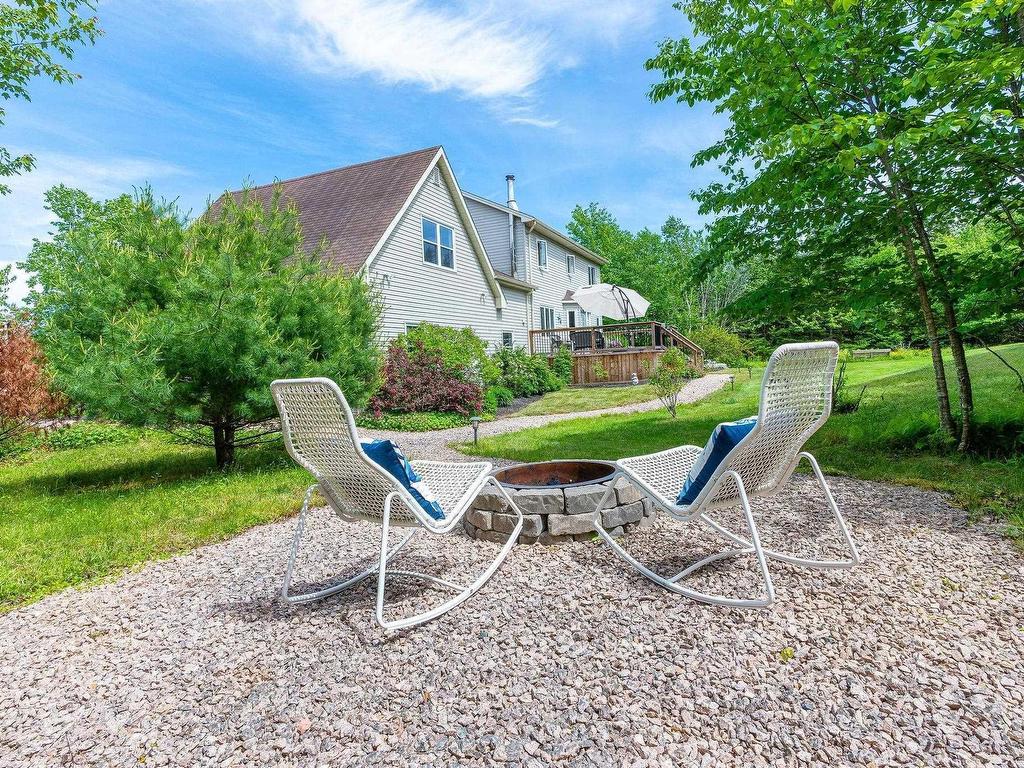 












36 George Samuel Drive

,
Hammonds Plains,




NS
B4B 1L9

