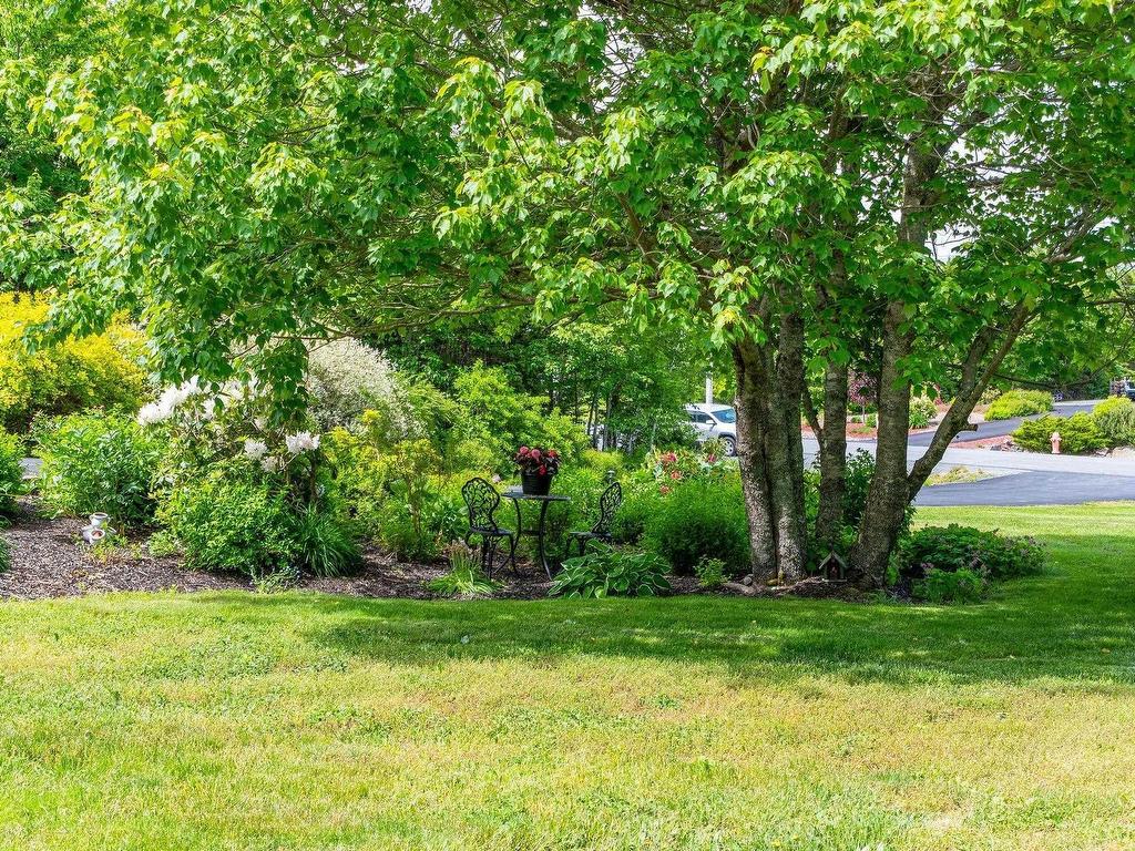 












36 George Samuel Drive

,
Hammonds Plains,




NS
B4B 1L9

