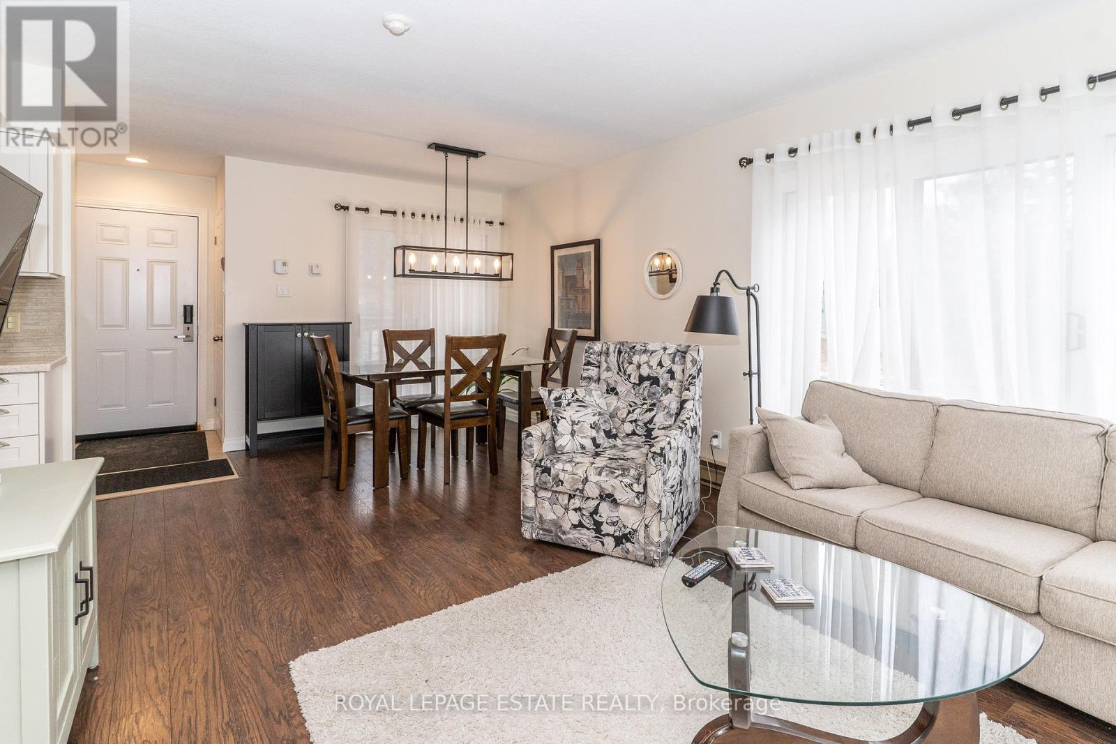 












201 - 27 DEERHURST DRIVE

,
Huntsville,




Ontario
P1H1A9

