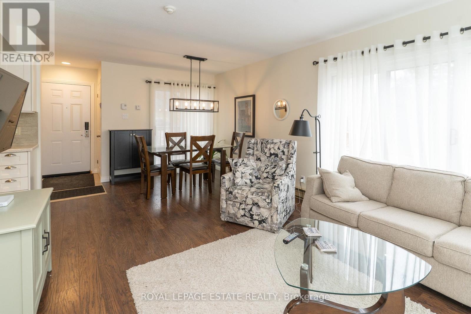 












201 - 27 DEERHURST DRIVE

,
Huntsville,




Ontario
P1H1A9

