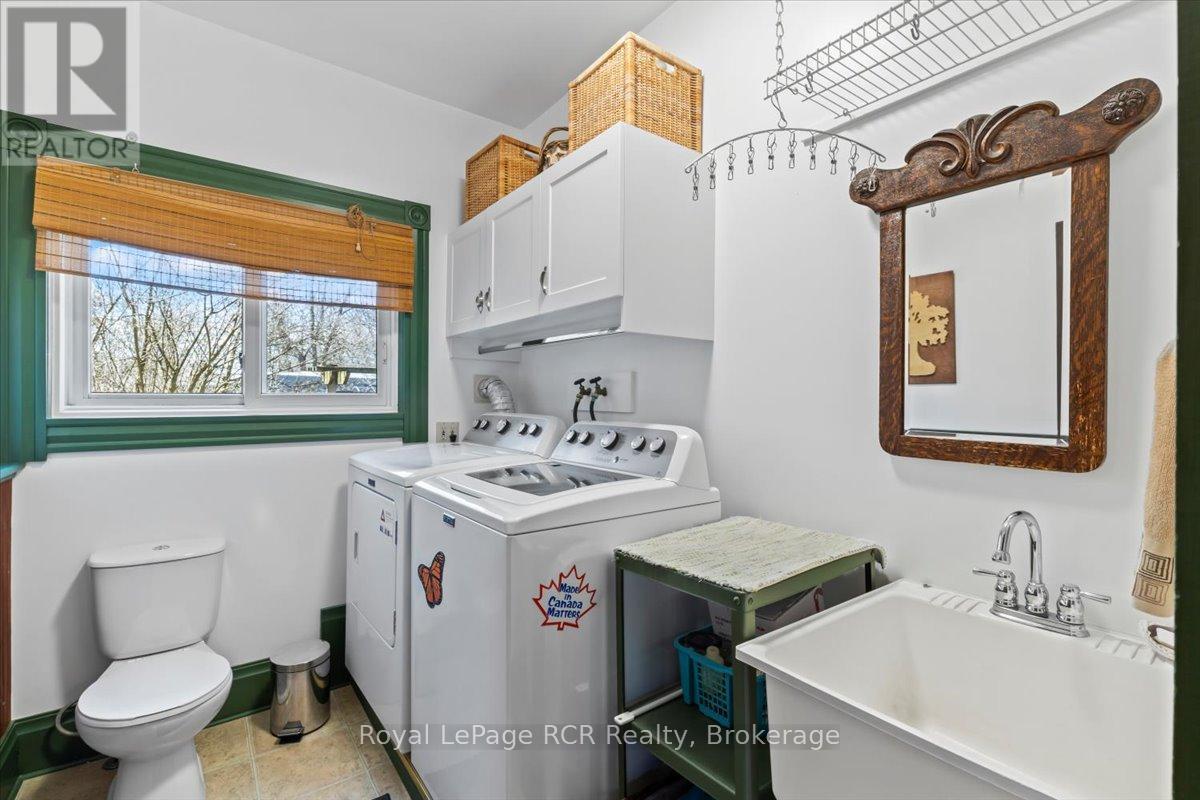 












148 4TH STREET SW

,
Arran-Elderslie,




Ontario
N0G1L0

