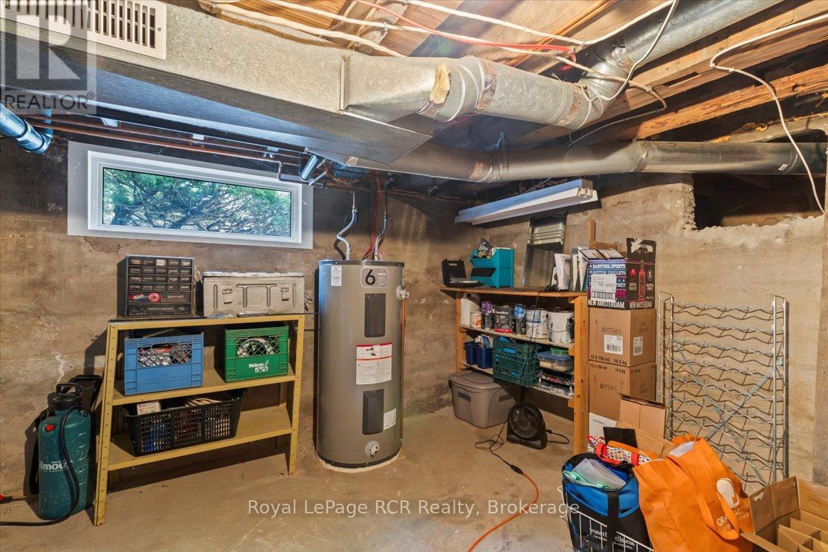 












148 4TH STREET SW

,
Arran-Elderslie,




Ontario
N0G1L0

