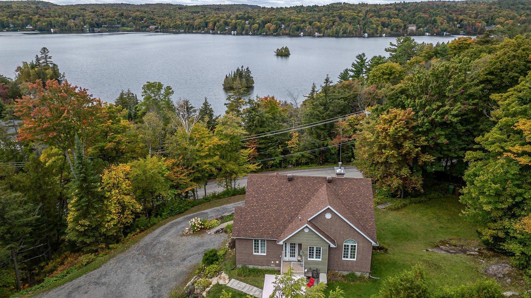 









132


Ch. Fournel

,
Sainte-Anne-des-Lacs,




QC
J0R1B0


