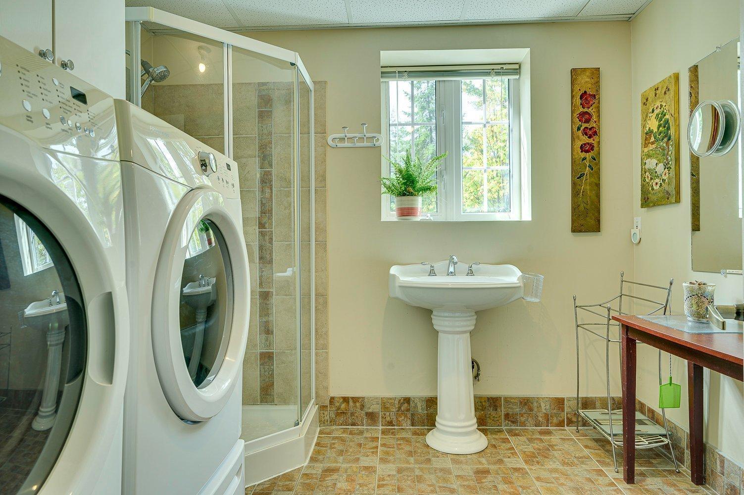 









132


Ch. Fournel

,
Sainte-Anne-des-Lacs,




QC
J0R1B0

