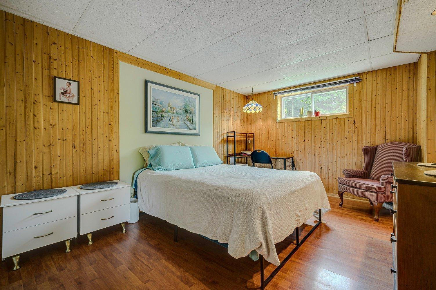 









132


Ch. Fournel

,
Sainte-Anne-des-Lacs,




QC
J0R1B0


