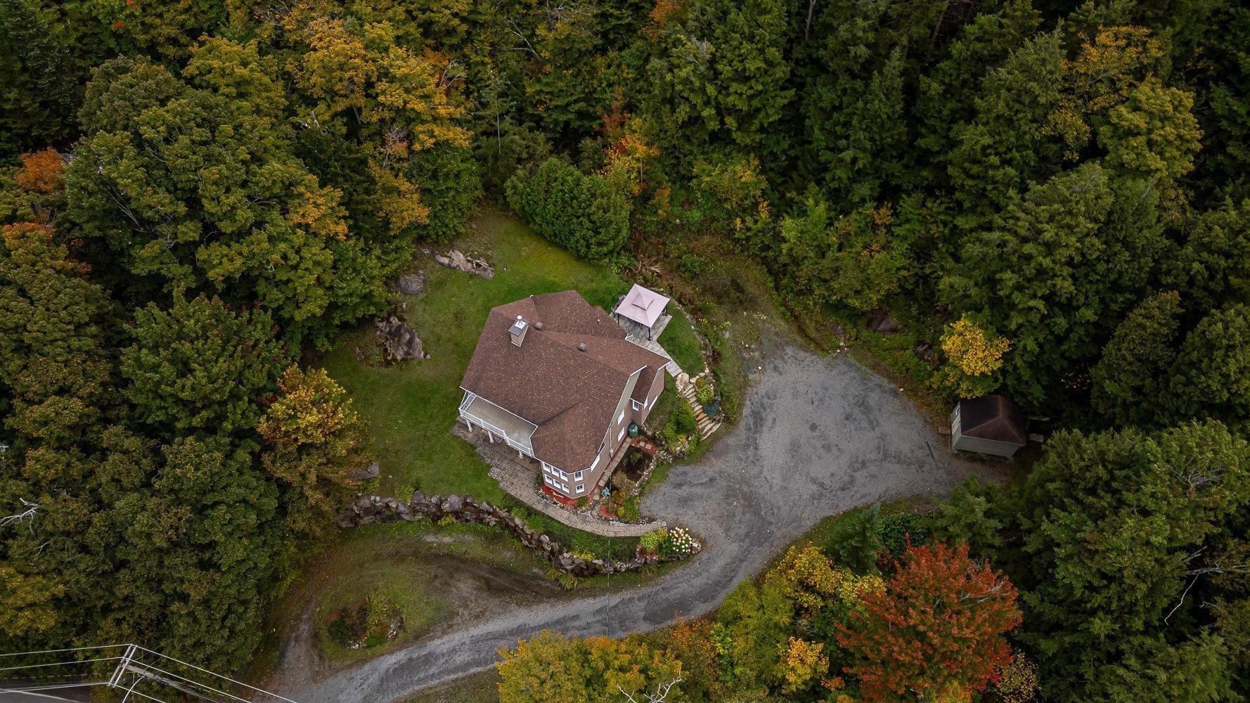 









132


Ch. Fournel

,
Sainte-Anne-des-Lacs,




QC
J0R1B0

