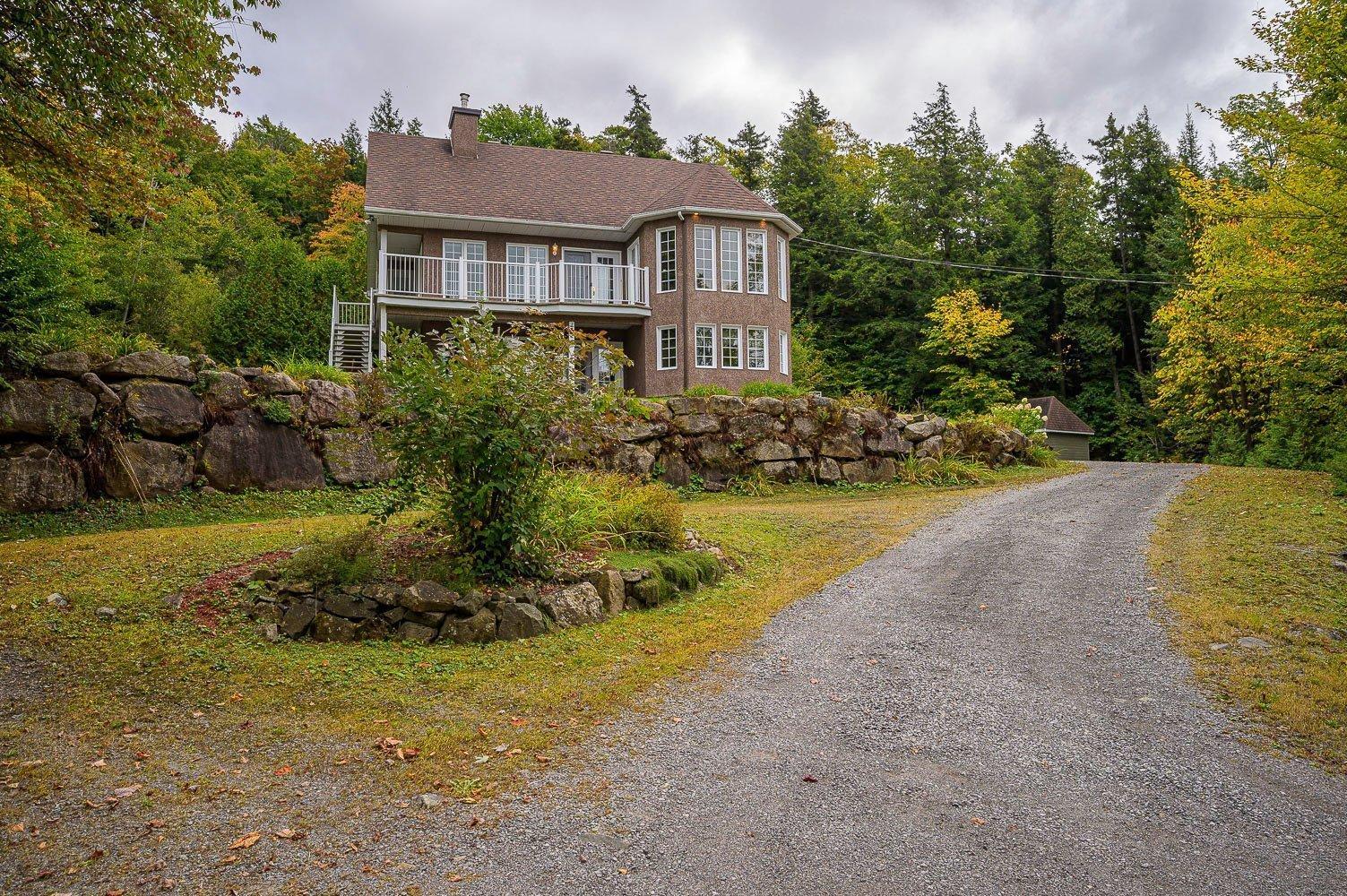 









132


Ch. Fournel

,
Sainte-Anne-des-Lacs,




QC
J0R1B0

