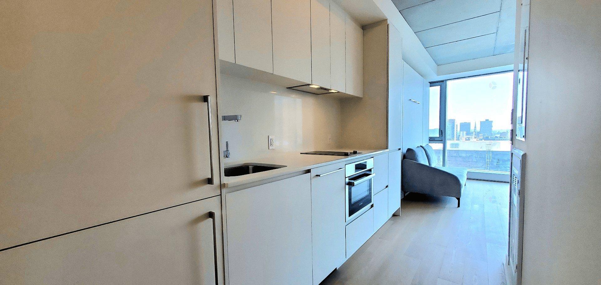 









360


Rue Mayor

, 1504,
Montréal (Ville-Marie),




QC
H3A0J4

