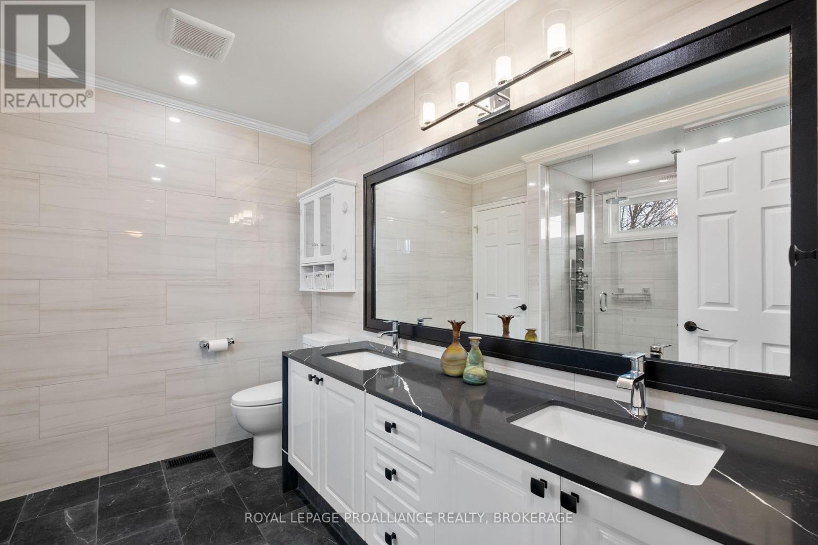 












1105 LYDIA COURT

,
Kingston (North of Taylor-Kidd Blvd),




Ontario
K7P3G1

