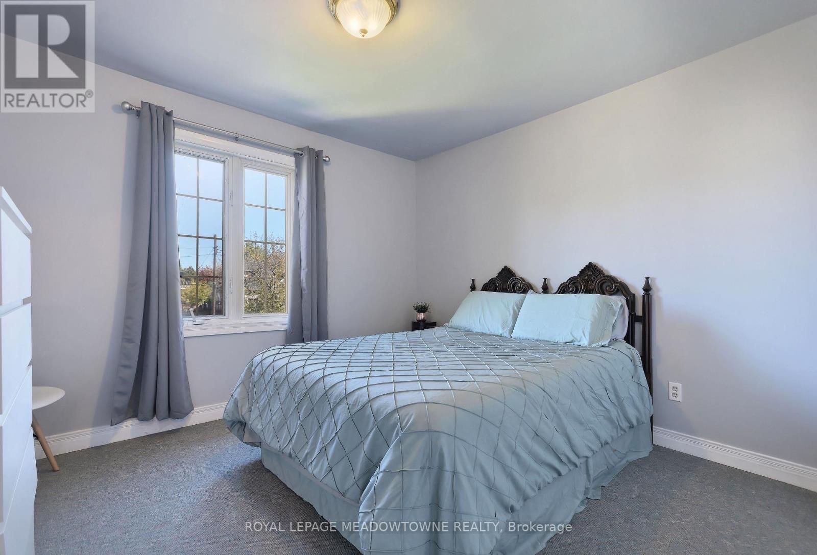 












5344 DURIE ROAD

,
Mississauga,




Ontario
L5M2C7

