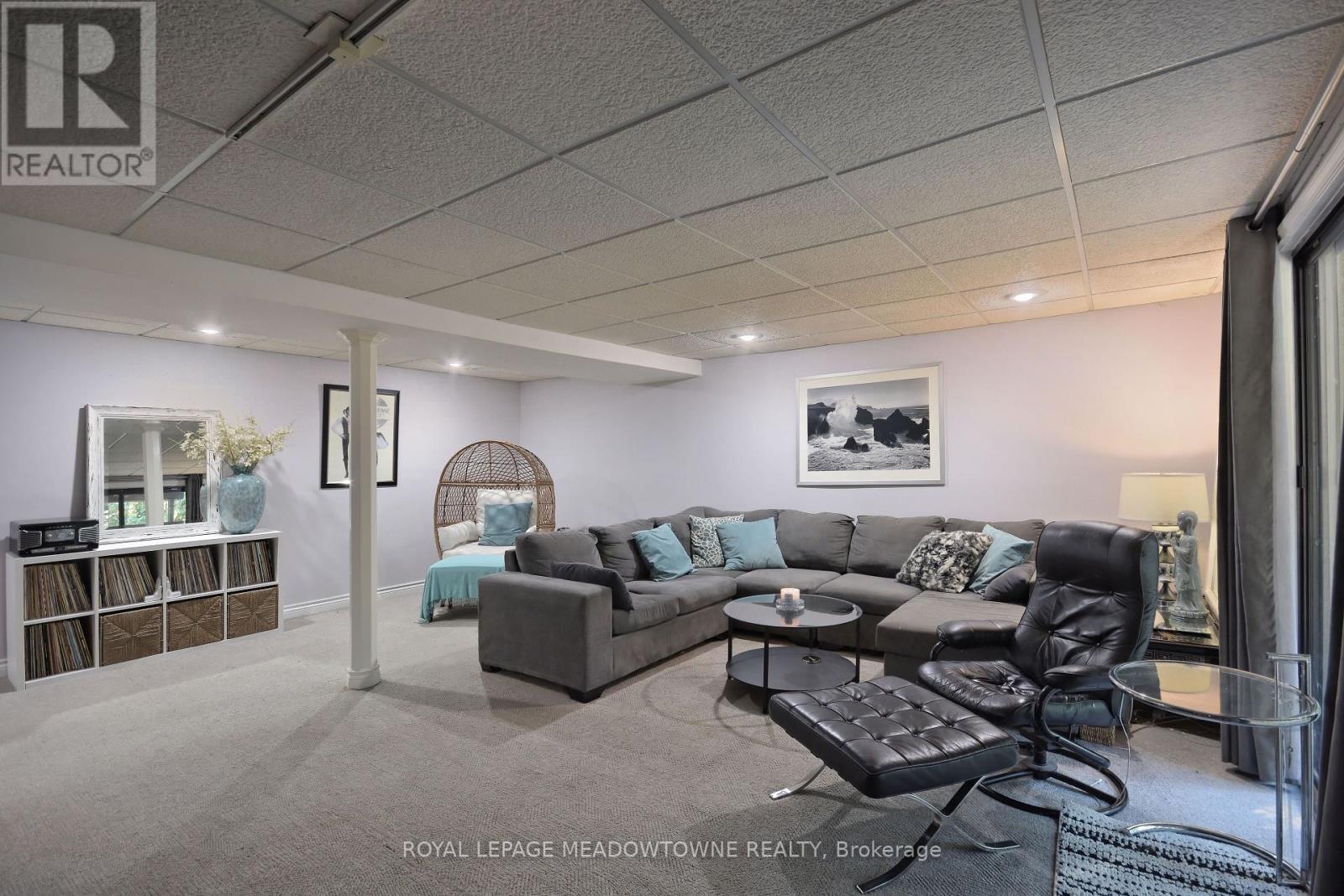 












5344 DURIE ROAD

,
Mississauga,




Ontario
L5M2C7

