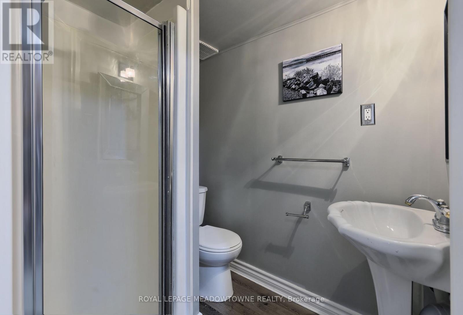 












5344 DURIE ROAD

,
Mississauga,




Ontario
L5M2C7


