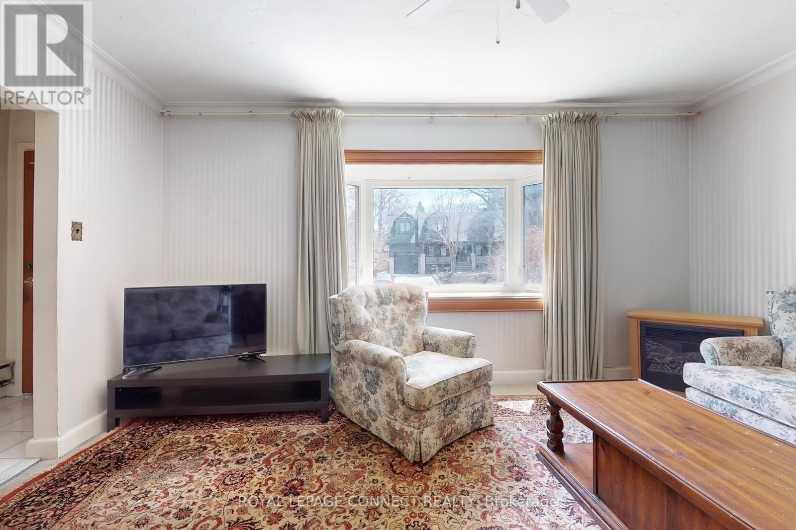 












20 BRINLOOR BOULEVARD

,
Toronto,




Ontario
M1M1L2

