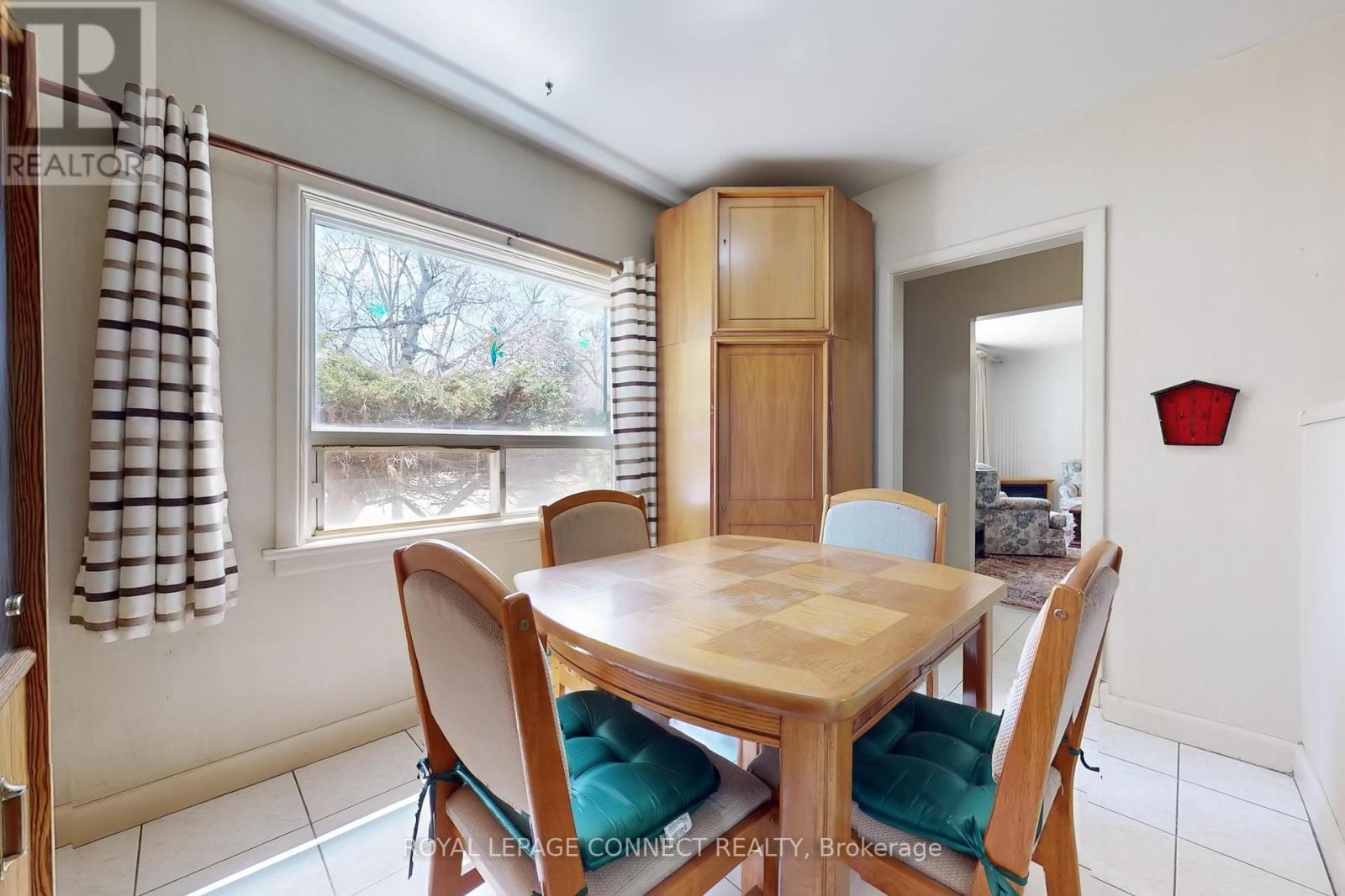












20 BRINLOOR BOULEVARD

,
Toronto,




Ontario
M1M1L2


