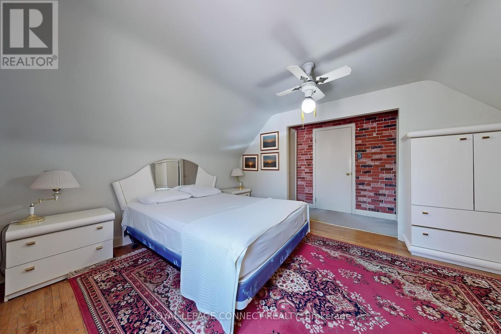 












20 BRINLOOR BOULEVARD

,
Toronto,




Ontario
M1M1L2

