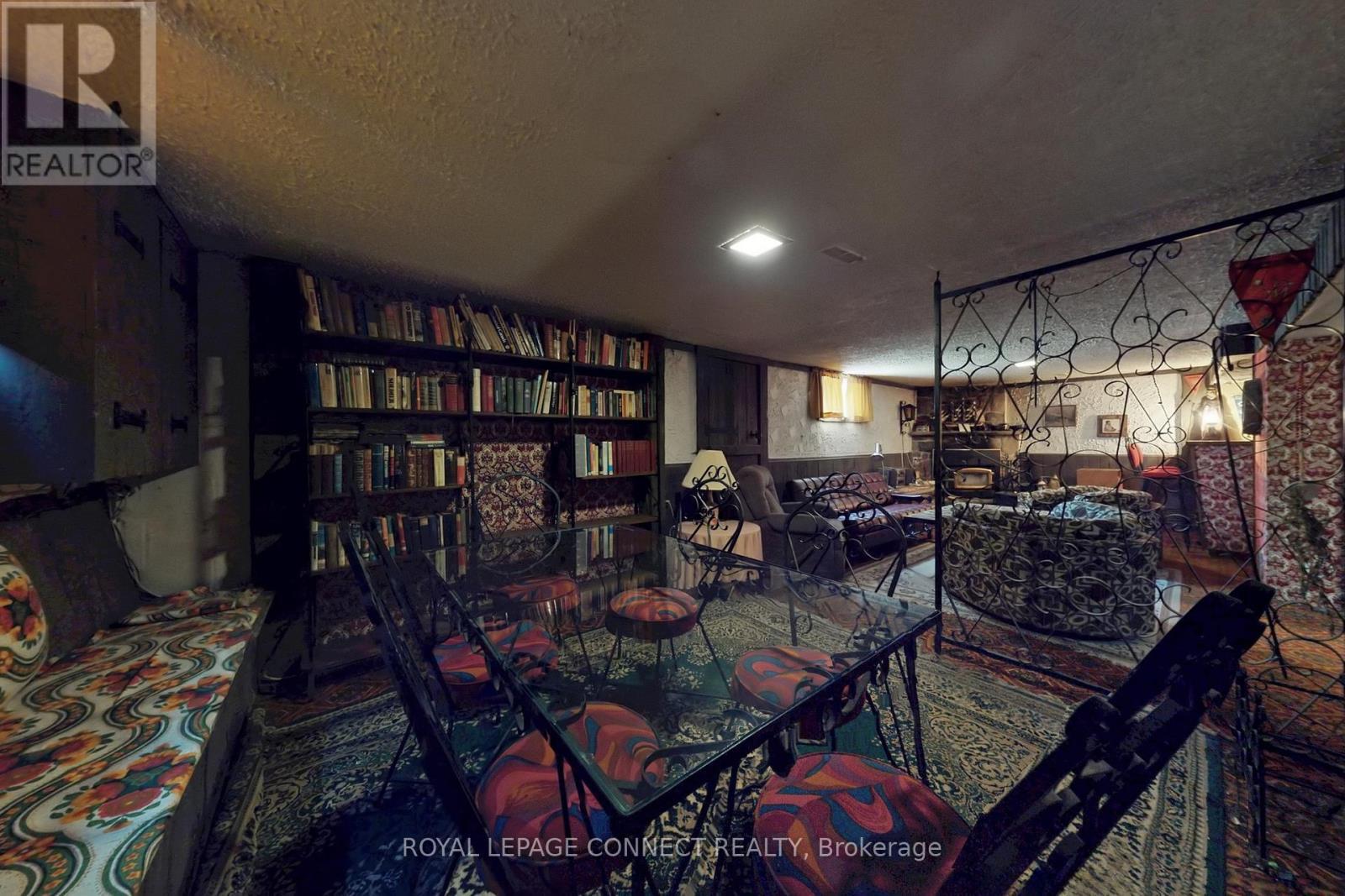 












20 BRINLOOR BOULEVARD

,
Toronto,




Ontario
M1M1L2

