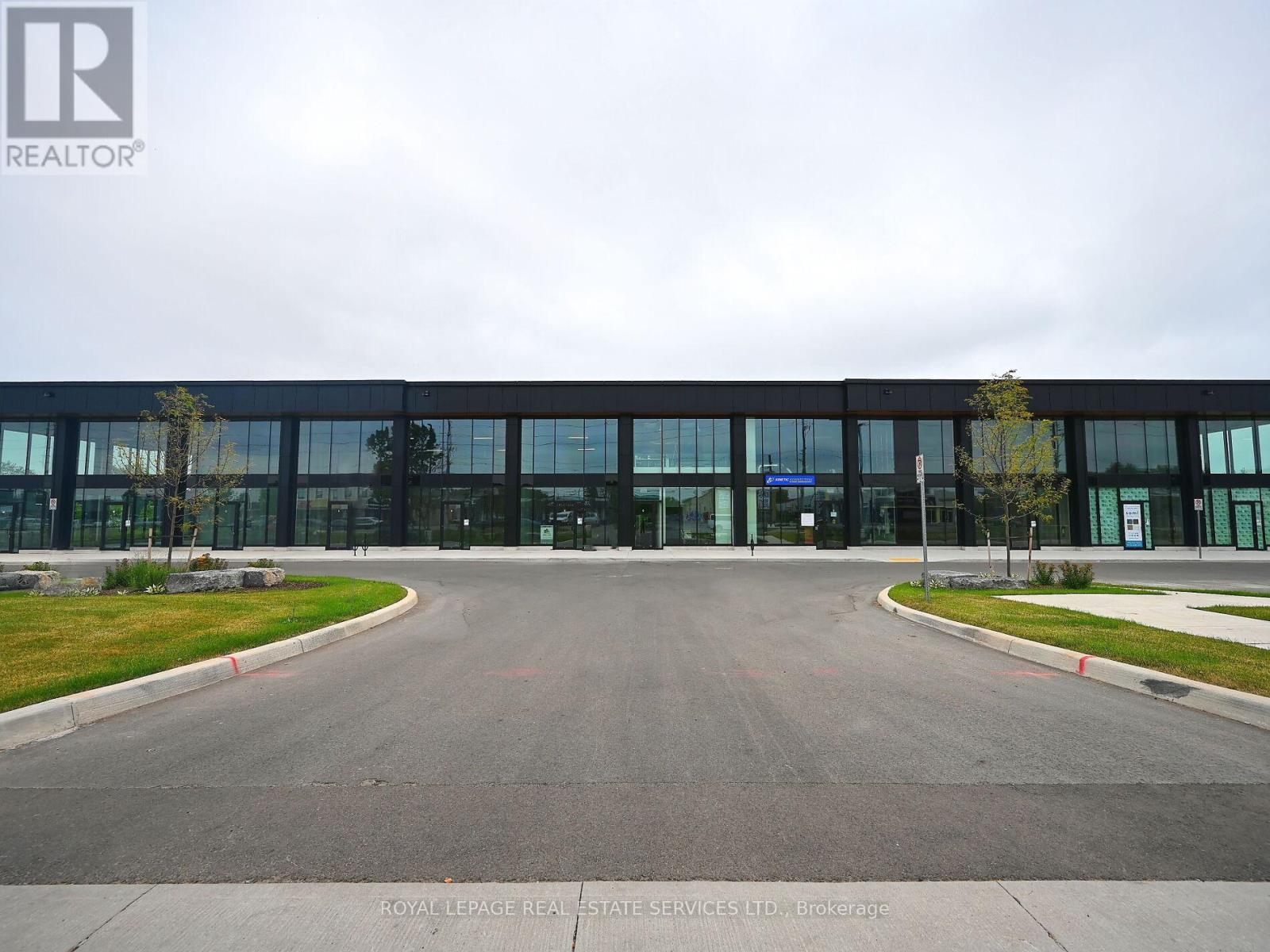 












3 - 530 SPEERS ROAD

,
Oakville,




Ontario
L6K2G3

