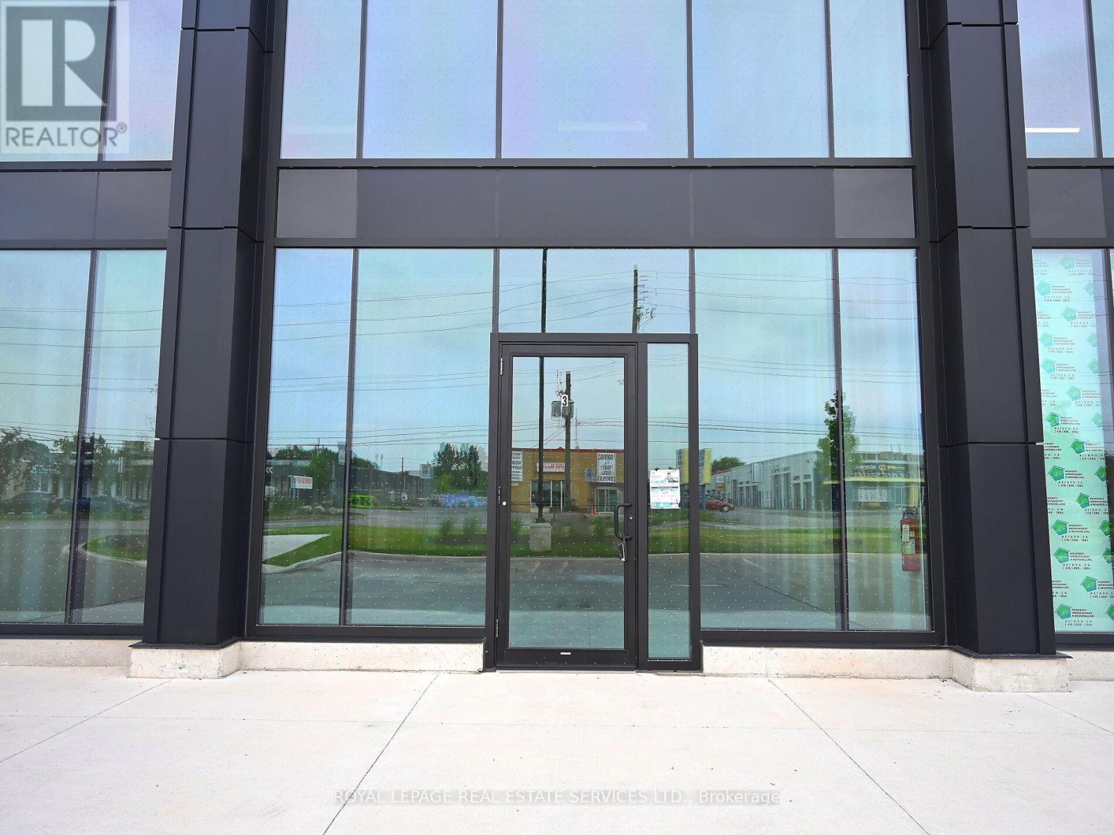 












3 - 530 SPEERS ROAD

,
Oakville,




Ontario
L6K2G3

