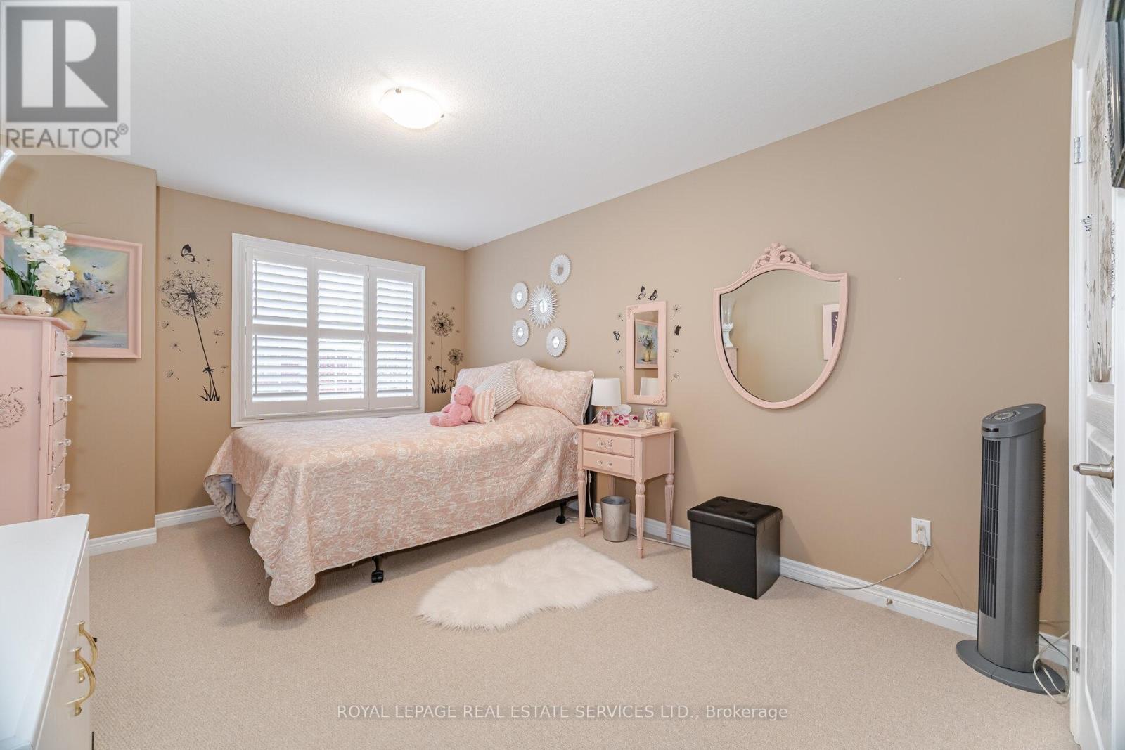 












54 OAKHAVEN PLACE

,
Hamilton,




Ontario
L9K0B6

