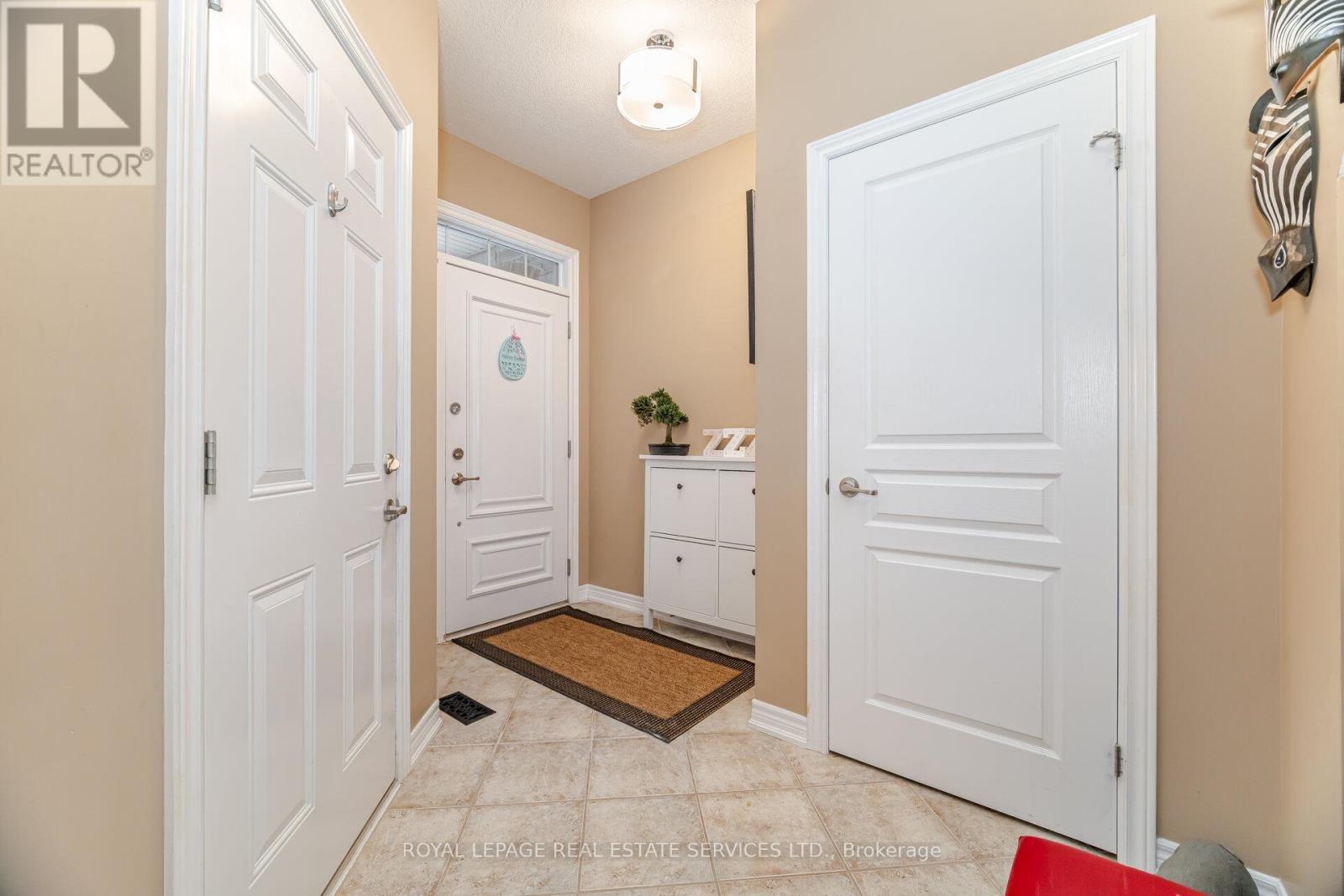 












54 OAKHAVEN PLACE

,
Hamilton,




Ontario
L9K0B6

