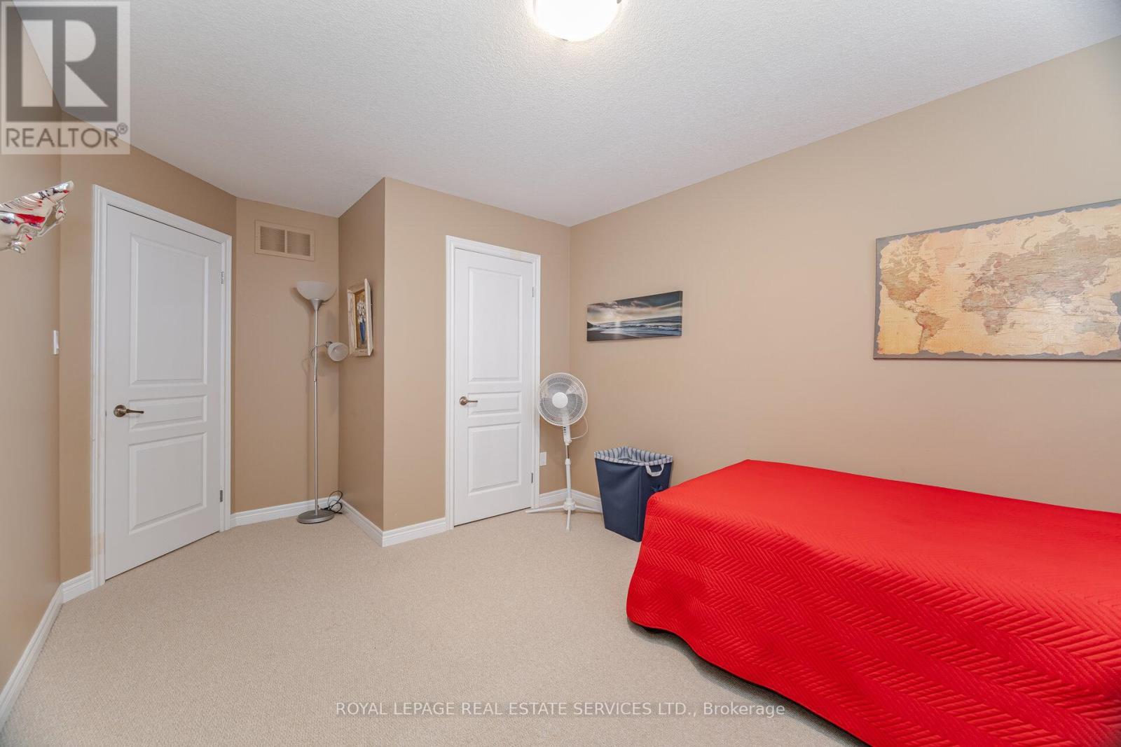 












54 OAKHAVEN PLACE

,
Hamilton,




Ontario
L9K0B6

