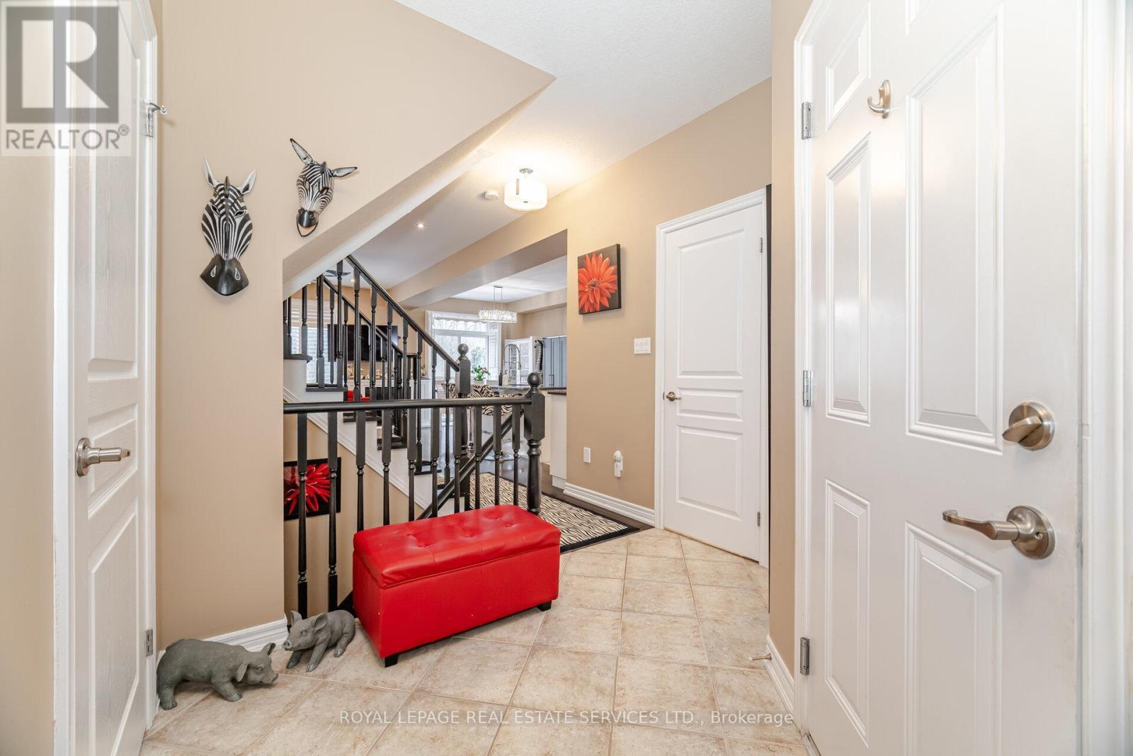 












54 OAKHAVEN PLACE

,
Hamilton,




Ontario
L9K0B6


