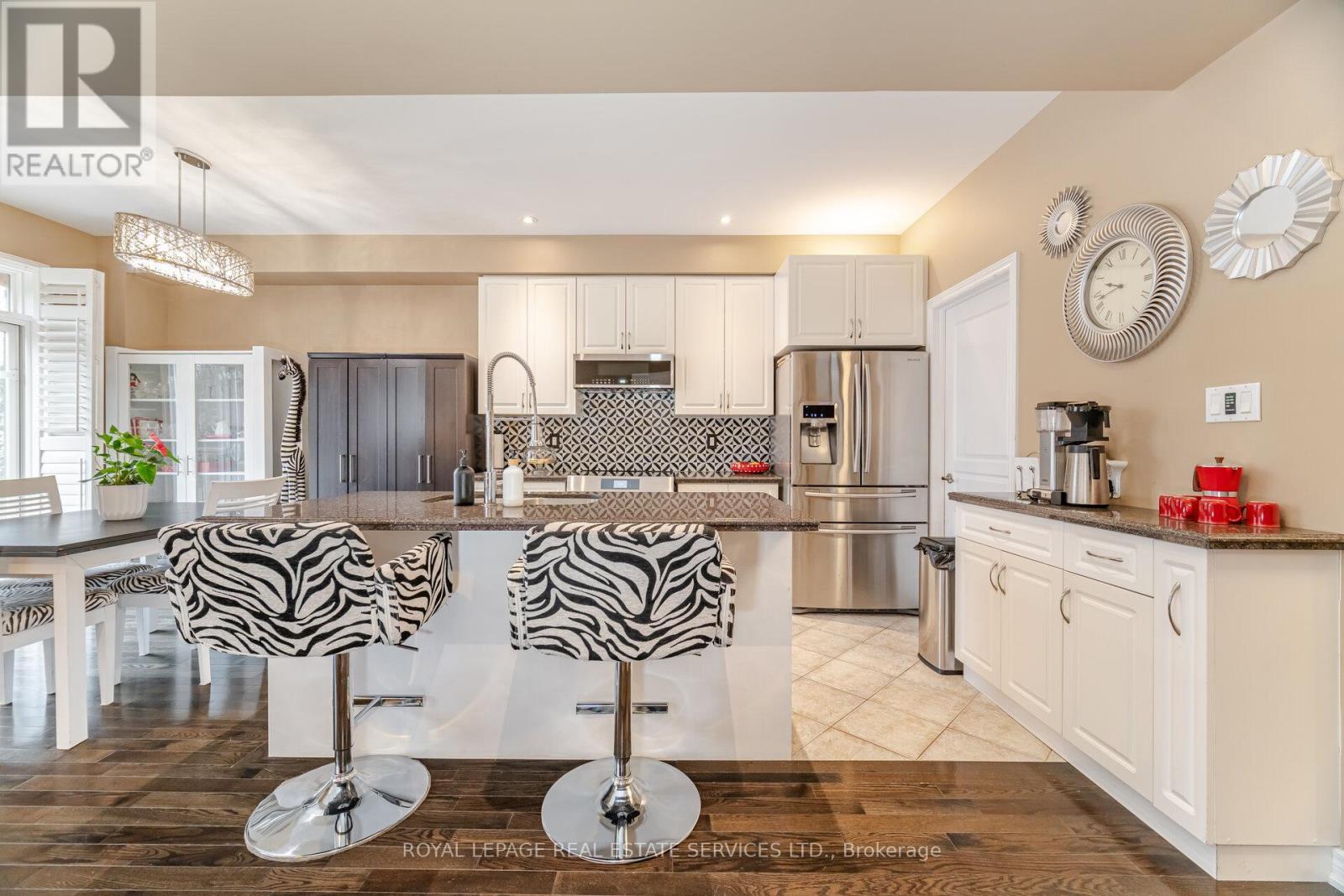 












54 OAKHAVEN PLACE

,
Hamilton,




Ontario
L9K0B6

