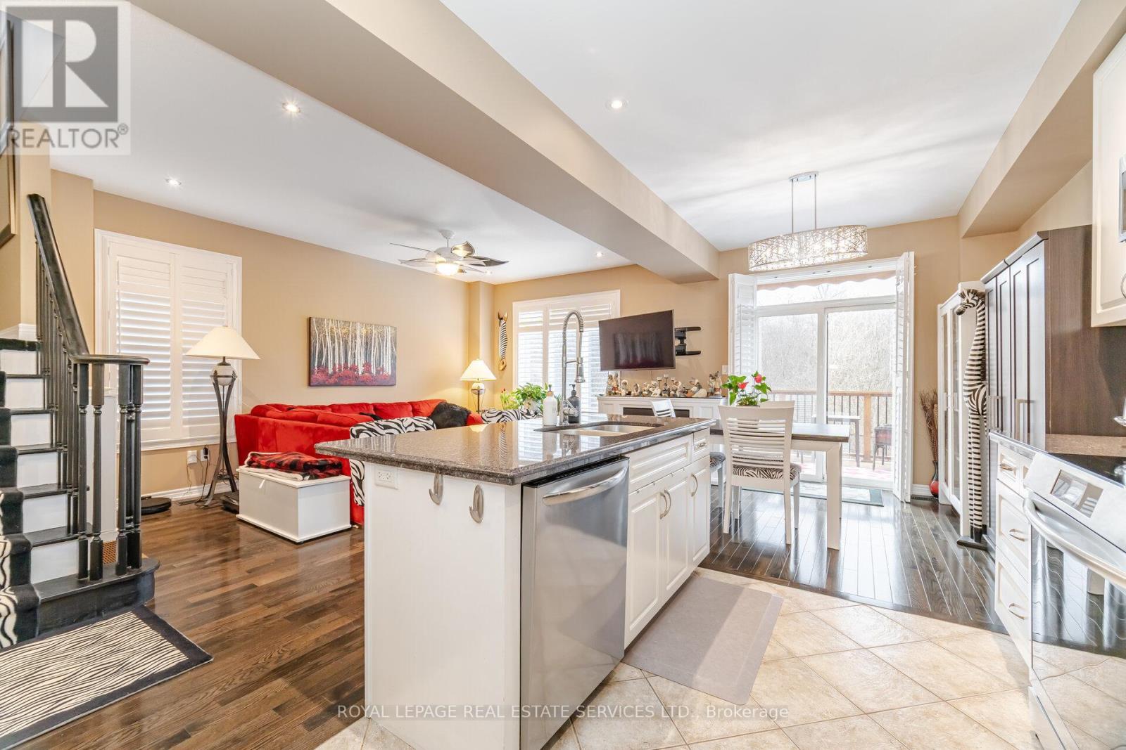 












54 OAKHAVEN PLACE

,
Hamilton,




Ontario
L9K0B6

