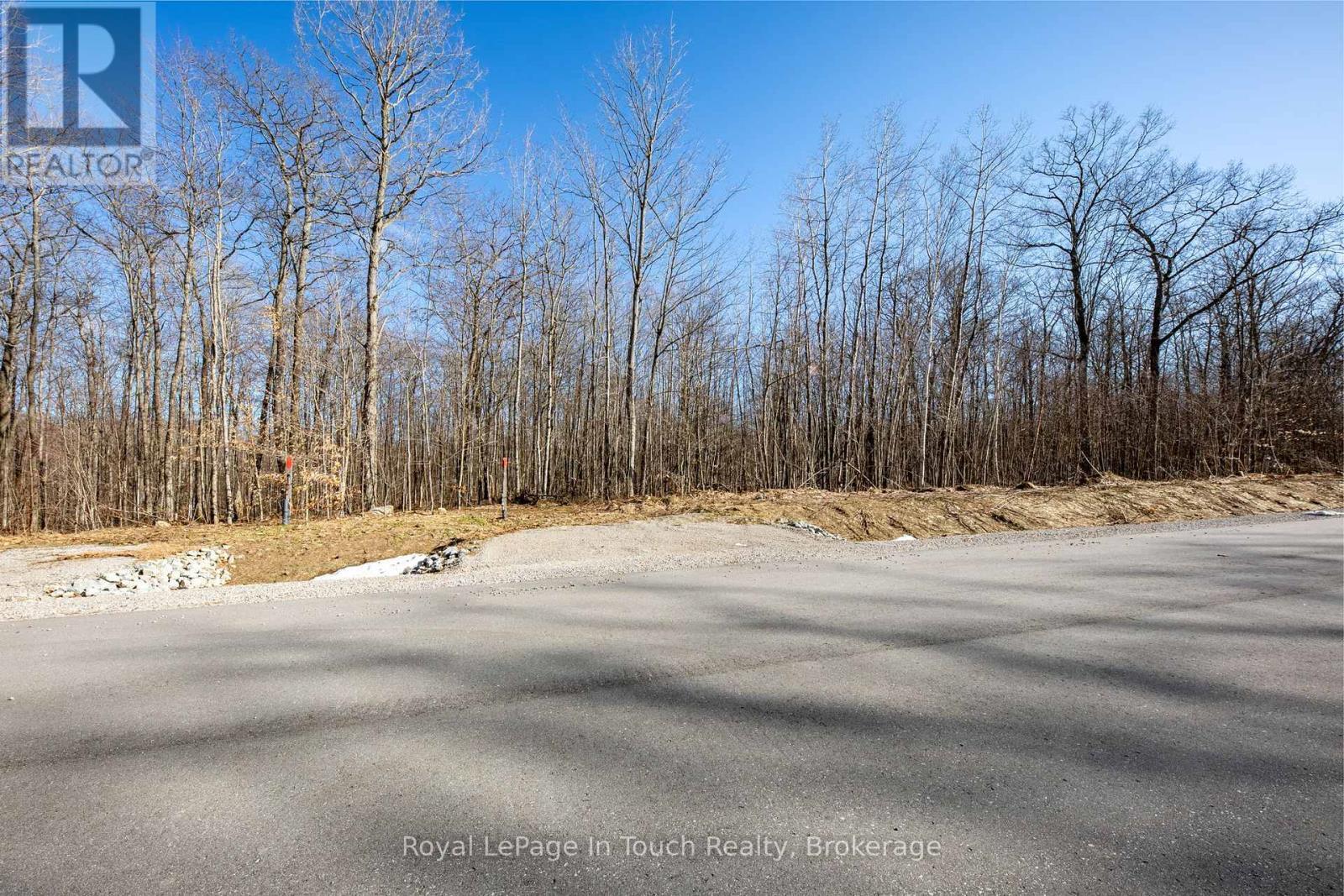 












LOT 23 VOYAGEUR DRIVE

,
Tiny,







Ontario
L9M0C2

