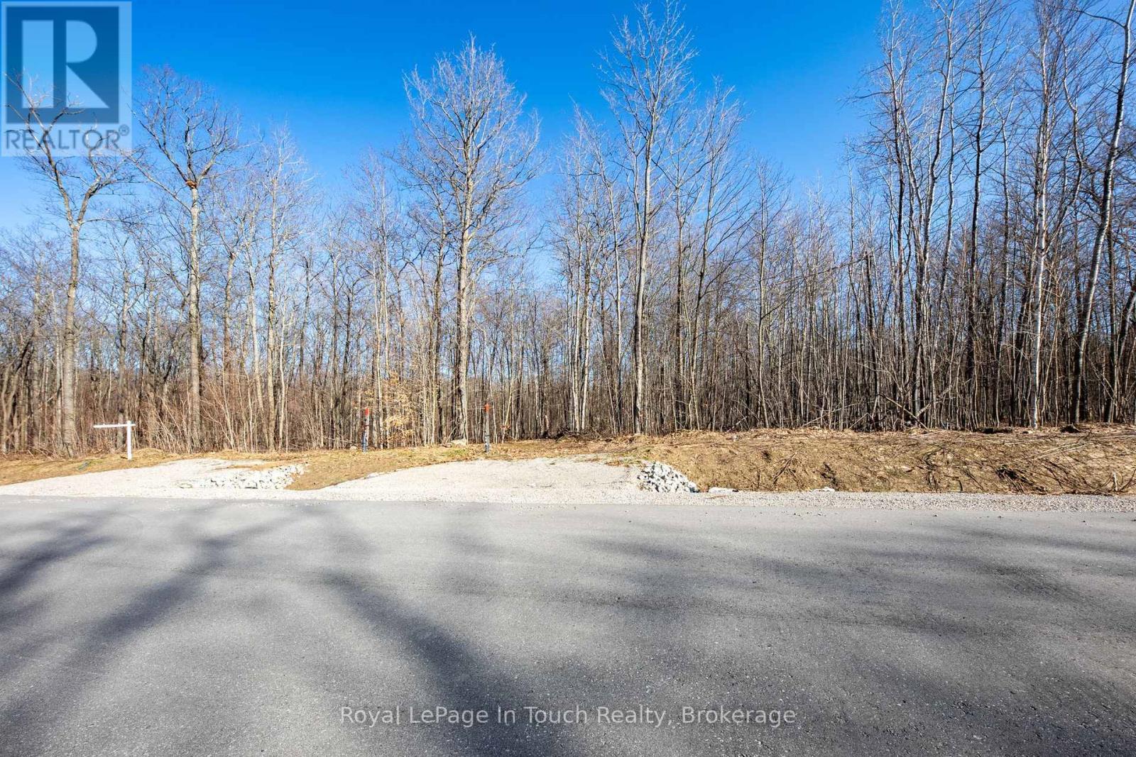 












LOT 23 VOYAGEUR DRIVE

,
Tiny,







Ontario
L9M0C2

