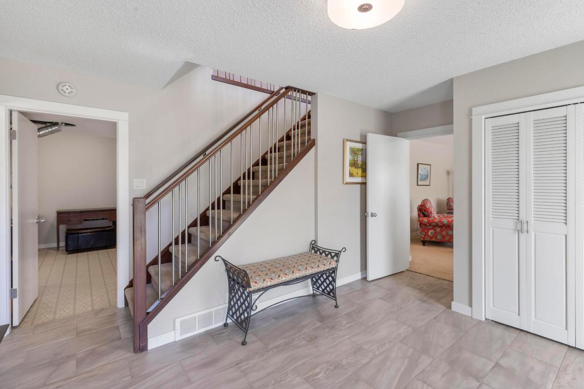 









980


Gerstmar

Road,
Kelowna,




BC
V1X 4B8

