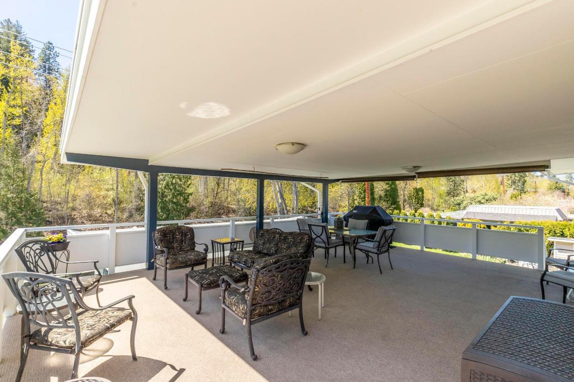 









980


Gerstmar

Road,
Kelowna,




BC
V1X 4B8


