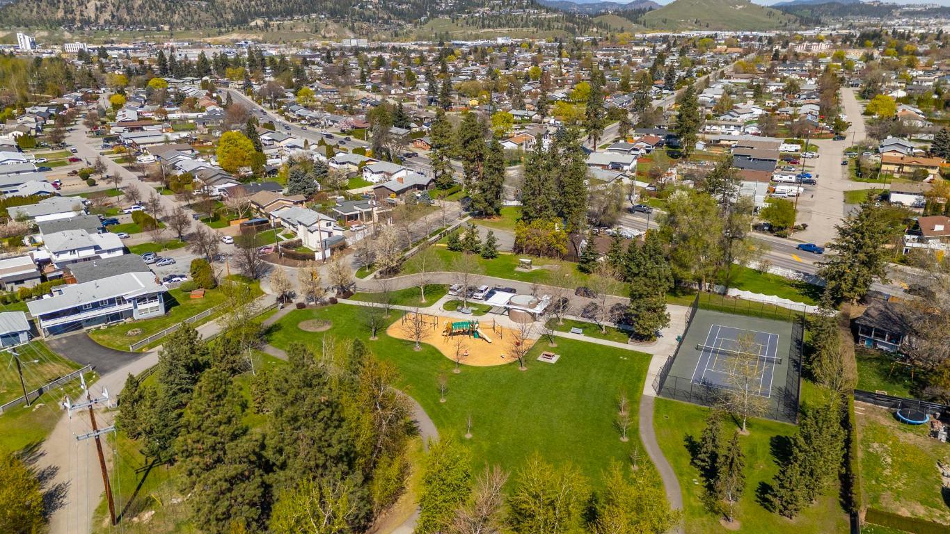 









980


Gerstmar

Road,
Kelowna,




BC
V1X 4B8

