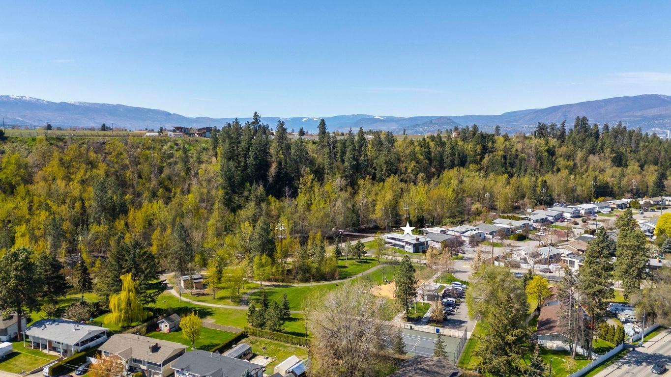 









980


Gerstmar

Road,
Kelowna,




BC
V1X 4B8

