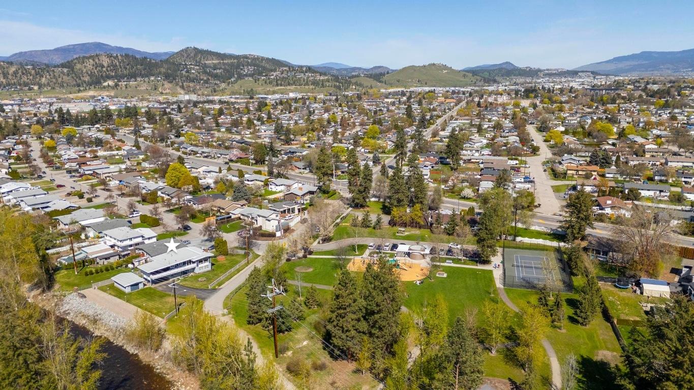 









980


Gerstmar

Road,
Kelowna,




BC
V1X 4B8

