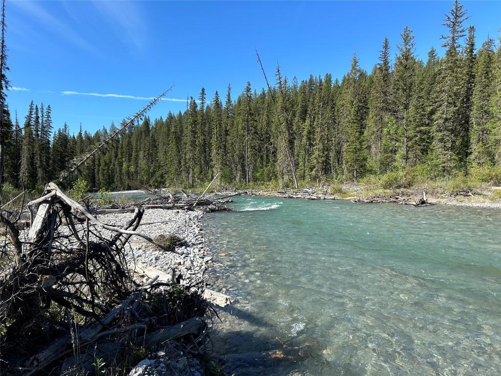 









2800


WHITE RAM FOREST SERVICE

Road,
Skookumchuck,







BC
V0B 2E0

