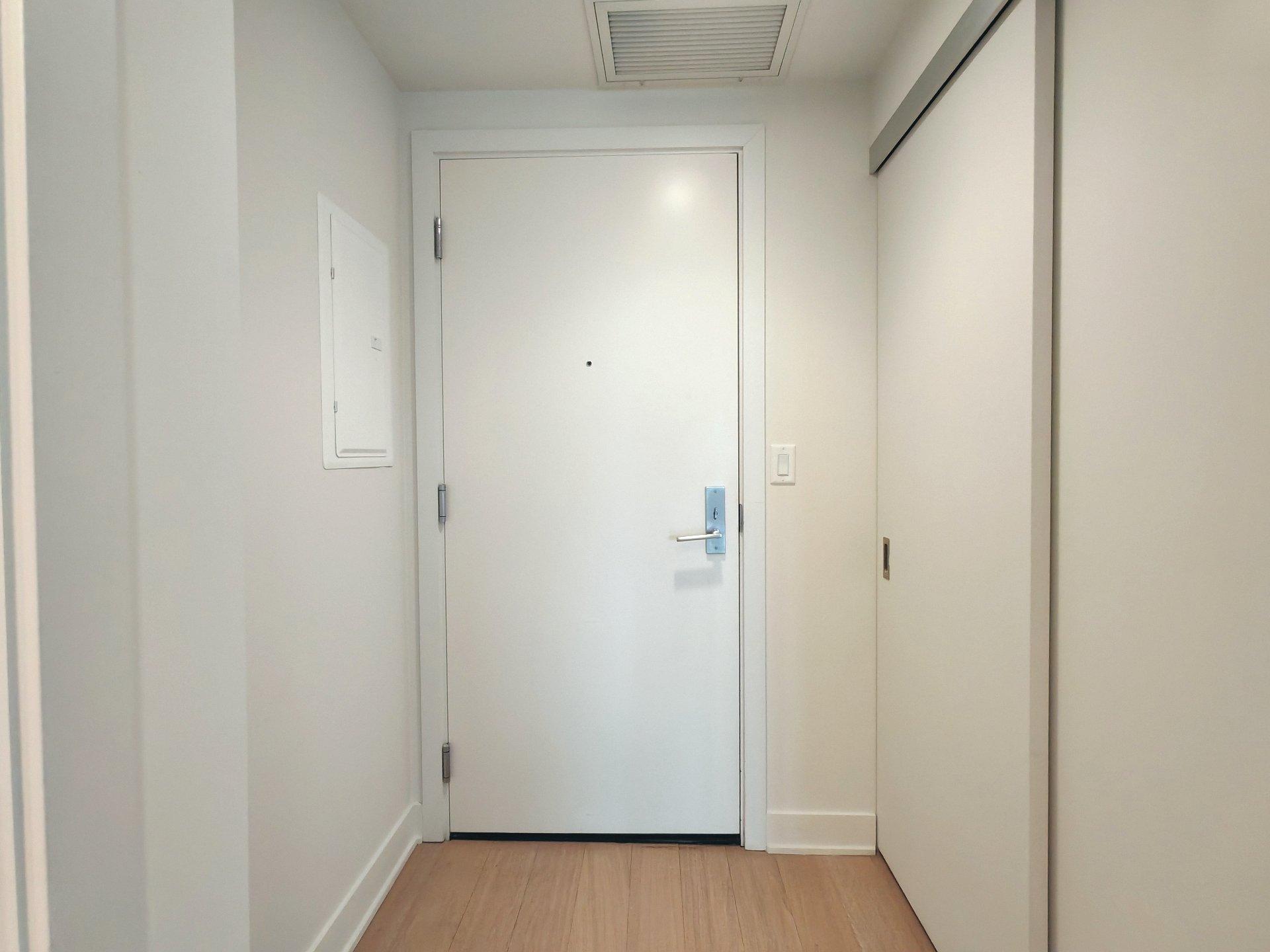 









1288


Rue St-Antoine O.

, 5201,
Montréal (Ville-Marie),




QC
H3C0X6

