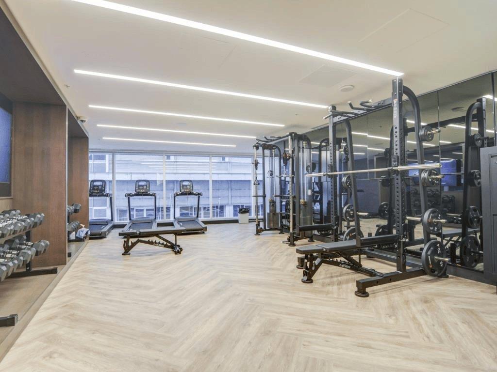 









1288


Rue St-Antoine O.

, 5201,
Montréal (Ville-Marie),




QC
H3C0X6

