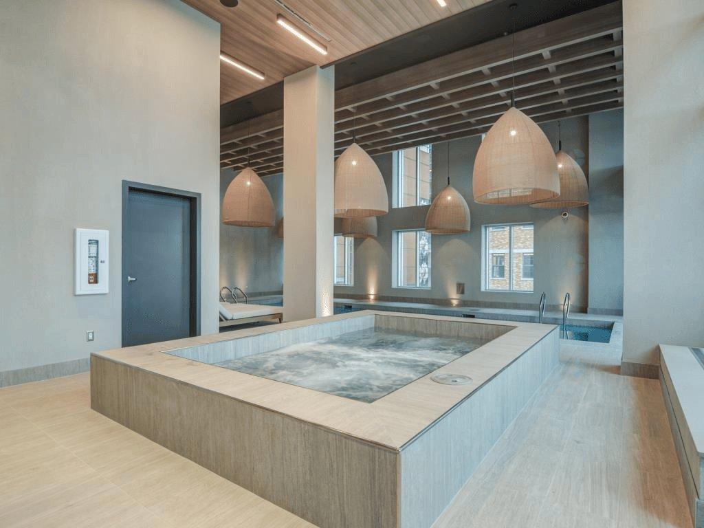 









1288


Rue St-Antoine O.

, 5201,
Montréal (Ville-Marie),




QC
H3C0X6

