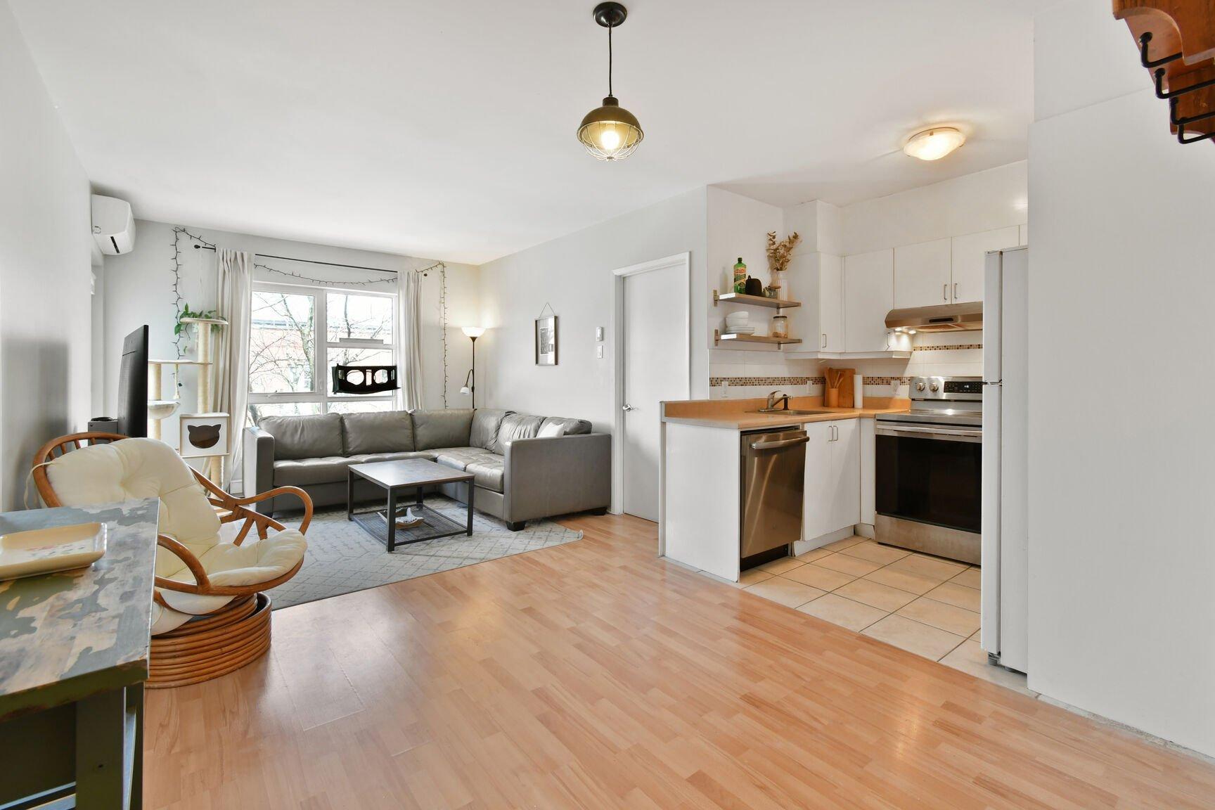 









1960


Rue Wellington

, 306,
Montréal (Le Sud-Ouest),




QC
H3K1W6


